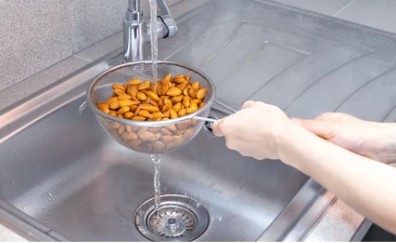 Best ways to remove food allergens from surfaces.
